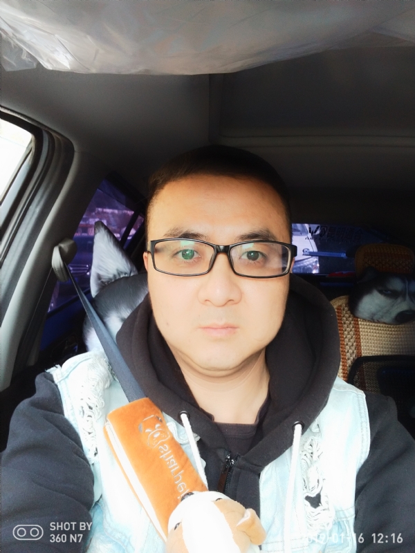 香烟最懂男人心的第一张照片--昆明基督教相亲网